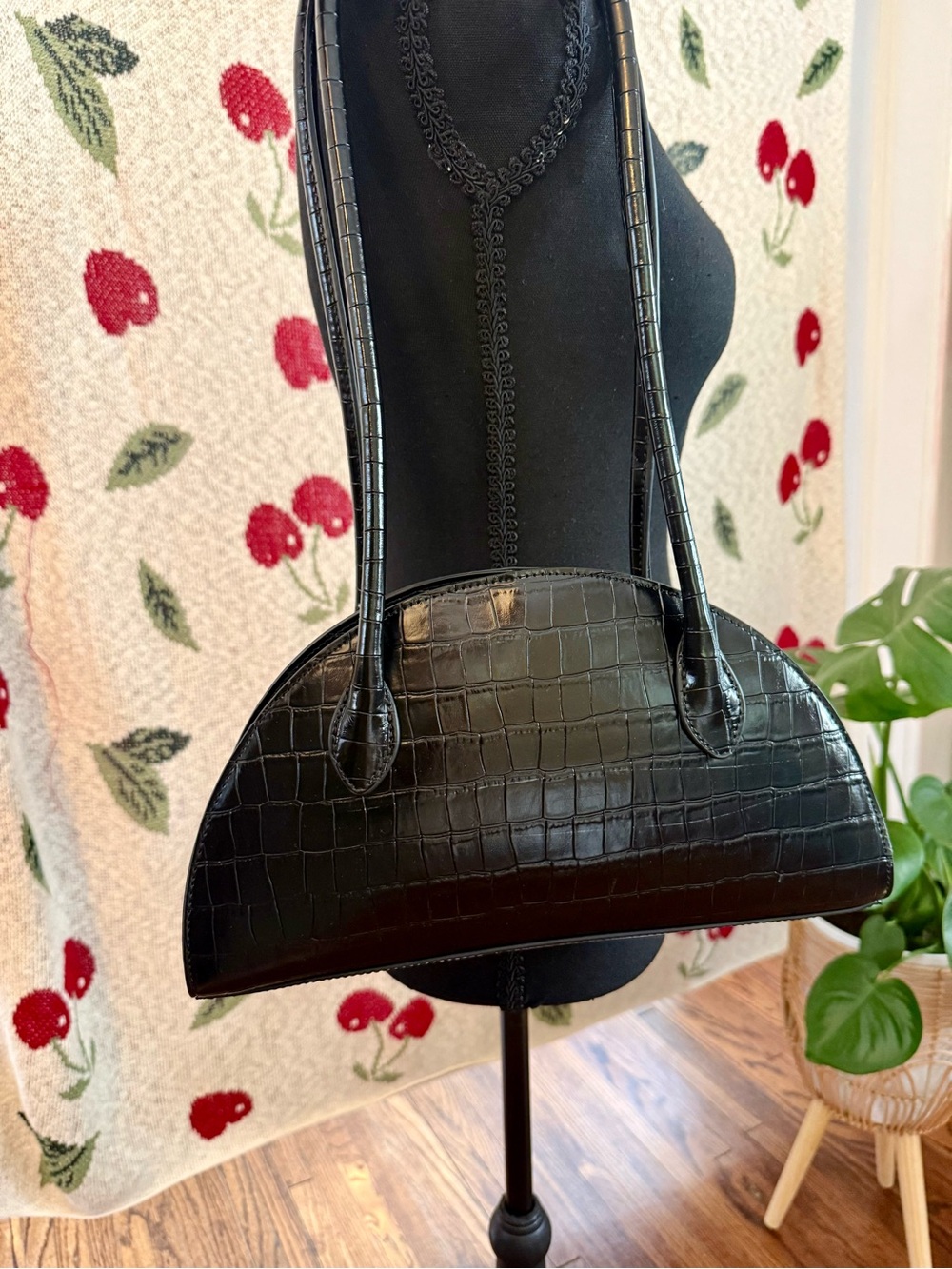 Old Navy Black Croc-Embossed Half-Moon Shoulder Bag